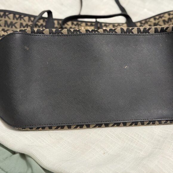 🖤 Michael Kors Jet Set MK Monogram Large Zip Tote Bag - Picture 2 of 5